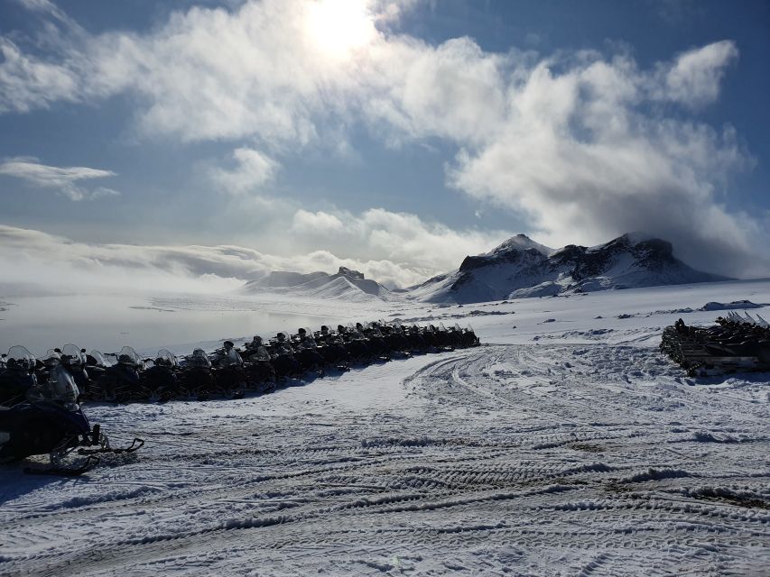From Reykjavik: Golden Circle and Glacier Ice Cave Tour - Guides, audio commentary, and the ride back