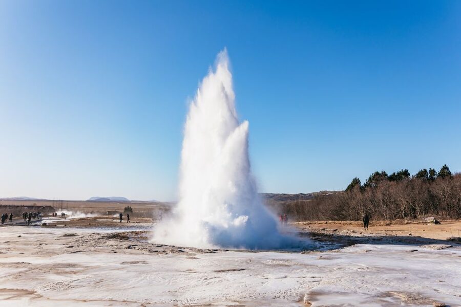 From Reykjavik: Golden Circle and Glacier Snowmobiling - One hour snowmobiling on Langjökull
