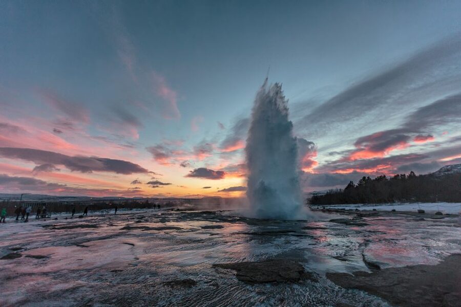 From Reykjavik: Golden Circle and Lava Caving Adventure - Raufarhólshellir: an underground start