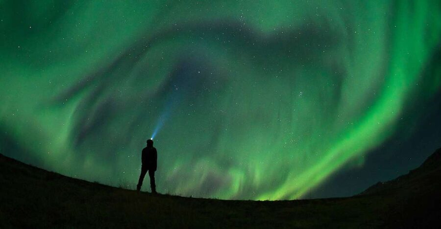From Reykjavik: Golden Circle and Northern Lights Tour - Þingvellir National Park and the visible split in the earth