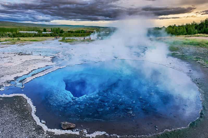 From Reykjavik: Golden Circle Full Day Tour - Key Points at a Glance