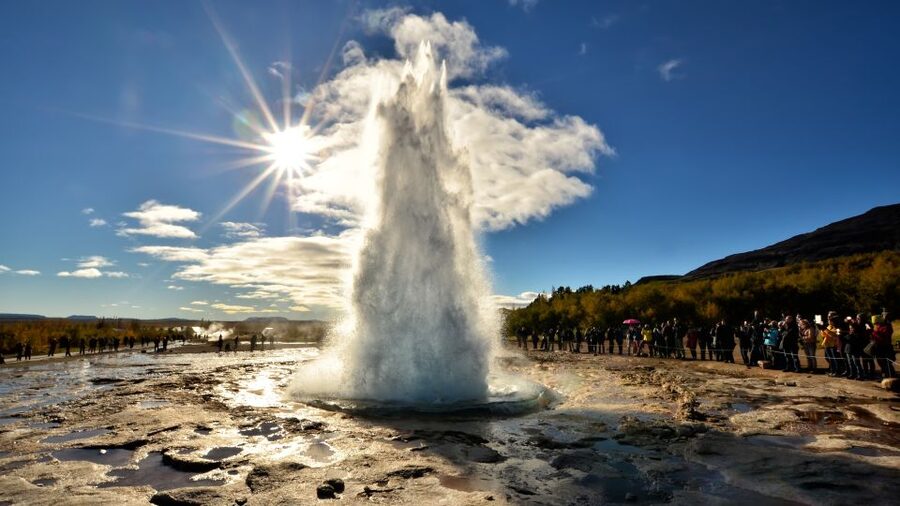 From Reykjavik: Golden Circle & Secret Lagoon Guided Tour - The guides can shape the whole day