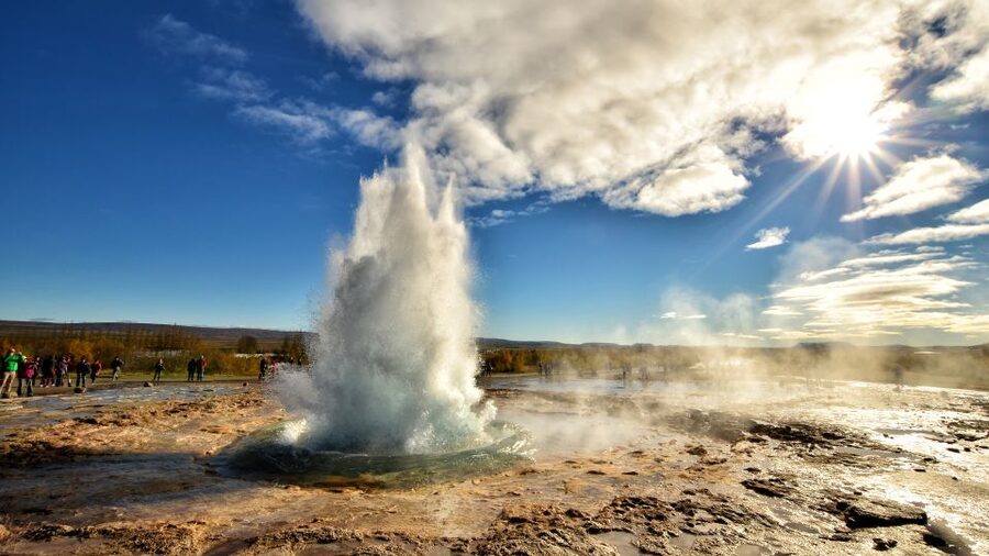 From Reykjavik: Golden Circle & Secret Lagoon Guided Tour - Timing, comfort, and what to pack