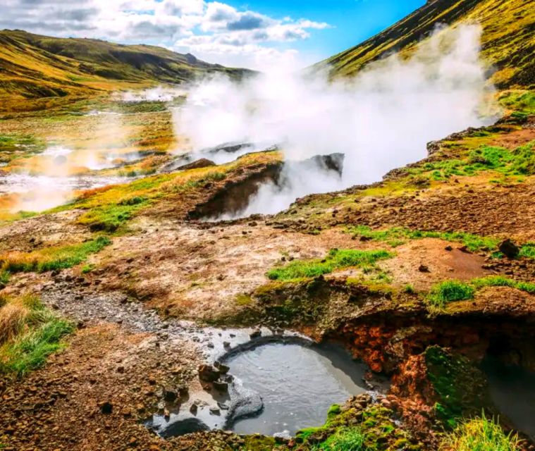 From Reykjavik: Helicopter Tour to Hengill with Landing - Reading Iceland’s lava fields from above