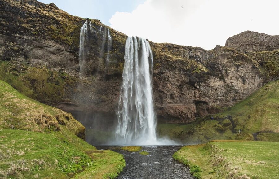 From Reykjavík: Iceland South Coast Small-Group Adventure - Seasonal conditions change the feel of the tour