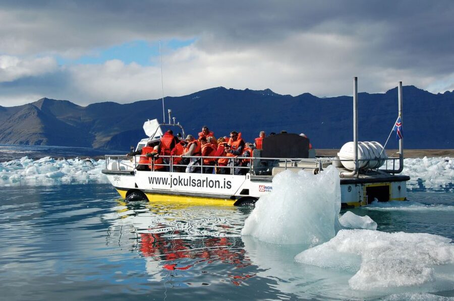 From Reykjavik: Jökulsárlón Glacier Lagoon and Diamond Beach - Jökulsárlón: the reason to accept the long drive
