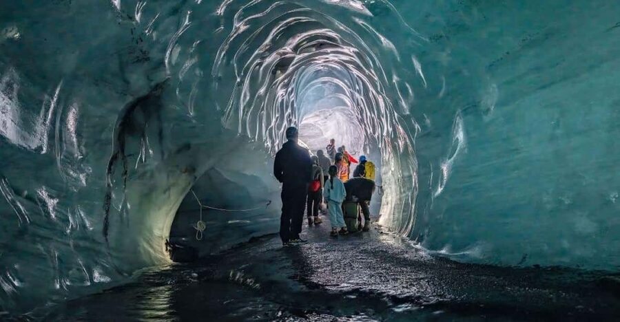 From Reykjavik: Katla Ice Cave and South Coast Day Tour - The long return to Reykjavík