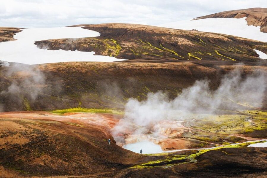 From Reykjavík: Landmannalaugar Day Hike - Laugahraun brings you into the volcanic world