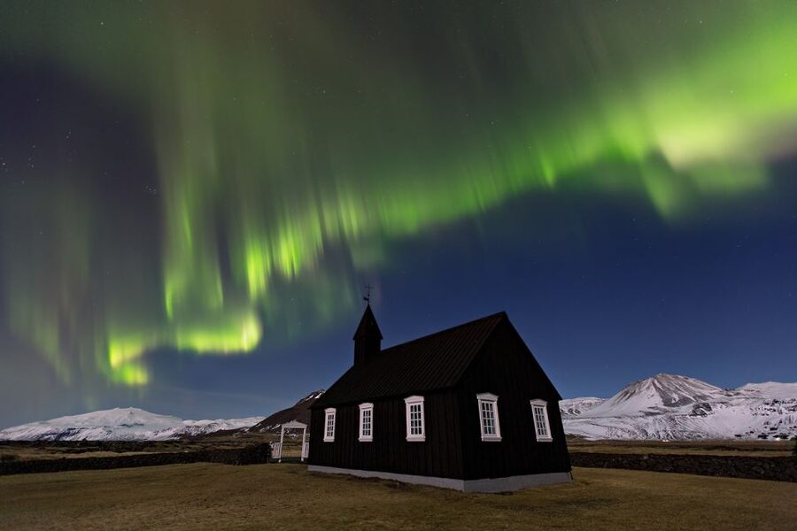 From Reykjavik: Northern Lights Hunt Super Jeep Tour - Inside the jeep and on the road