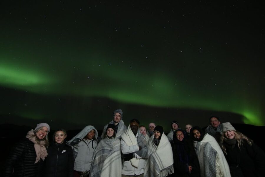 From Reykjavik: Northern Lights Tour with Hot Cocoa & Photos - Timing and the Best Season to Try