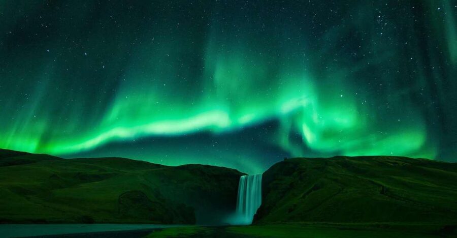 From Reykjavik: Northern Lights Tour with Lifetime Guarantee - The first hour on the coach