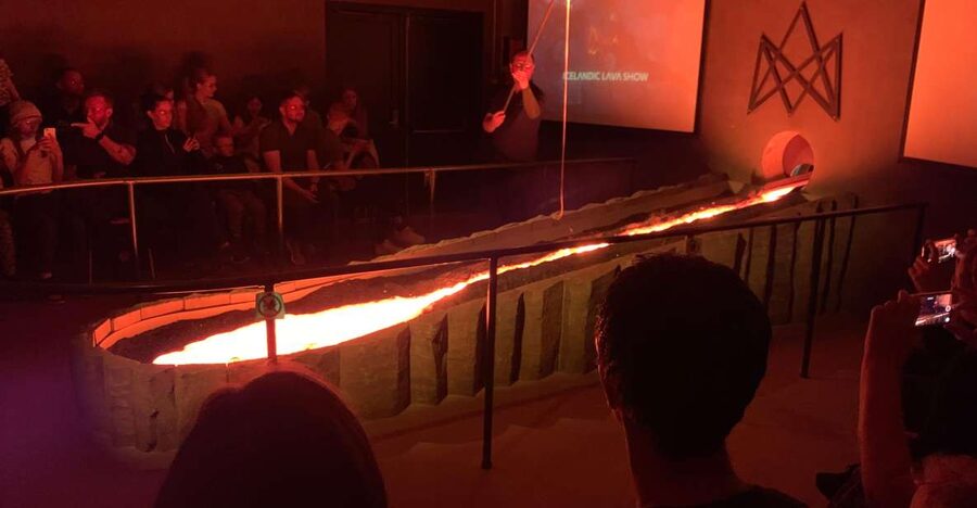 From Reykjavík: Vík Lava Show & South Coast Waterfalls Tour - What the long return trip means