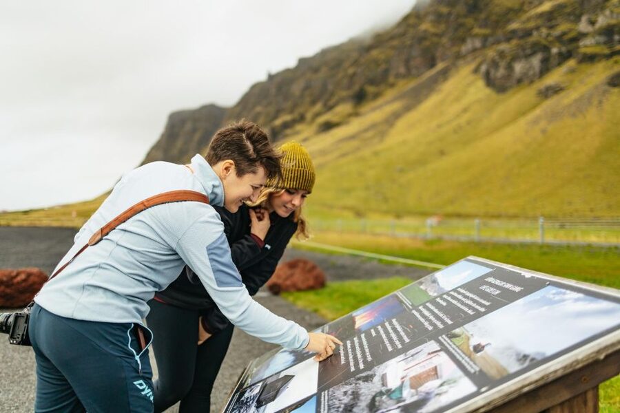 From Reykjavík: Waterfalls, Black Beach & Glacier Day Trip - Guides, timing, and the human side of the tour