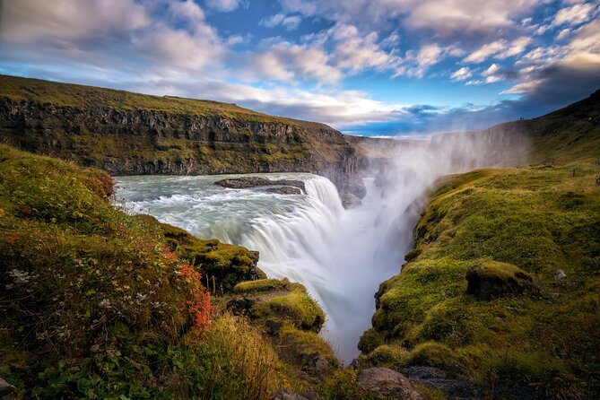 Full-Day Golden Circle Private Tour from Reykjavík - The guide can make or break this long day