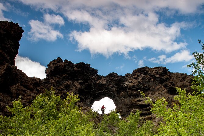 Full-Day Lake Mývatn & Goðafoss Small Group Tour - Goðafoss: a graceful first stop