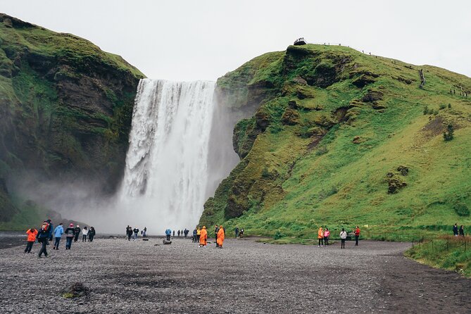 Full Day Private Bespoke South Coast Tour - Sólheimajökull: close to the ice, not an ice-climbing trip