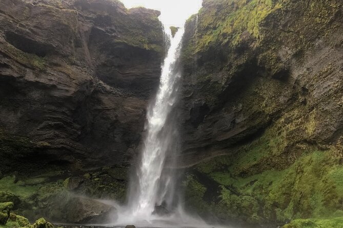 Full Day South Coast to Vík - Guided Tour - Guide style and the small-group advantage