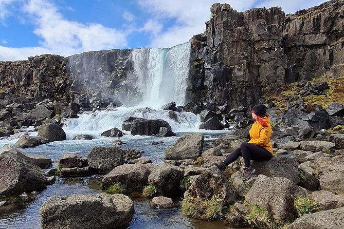 Geological Golden-Circle Tour / Small group adventure - A small heated vehicle changes the pace