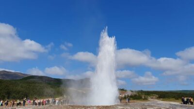 German-Speaking Golden Circle Small Group Tour from Reykjavík – Shore Excursion