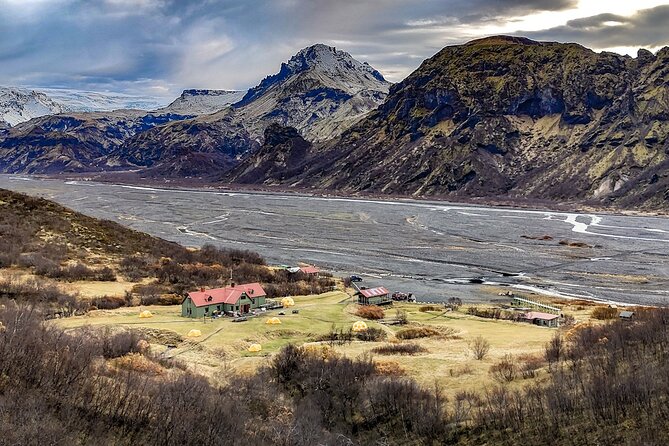 Glacier Express Jeep & Hiking Tour - Local Icelandic Guide - Why Solheimajokull makes a strong glacier choice