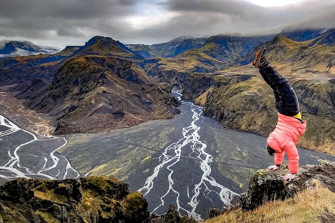 Glacier Express Jeep & Hiking Tour - Local Icelandic Guide - What makes this different from a regular sightseeing stop