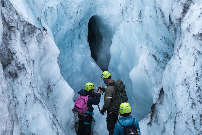 Glacier Hike Experience on Sólheimajökull - Meet on location - Walking across Sólheimajökull’s changing ice