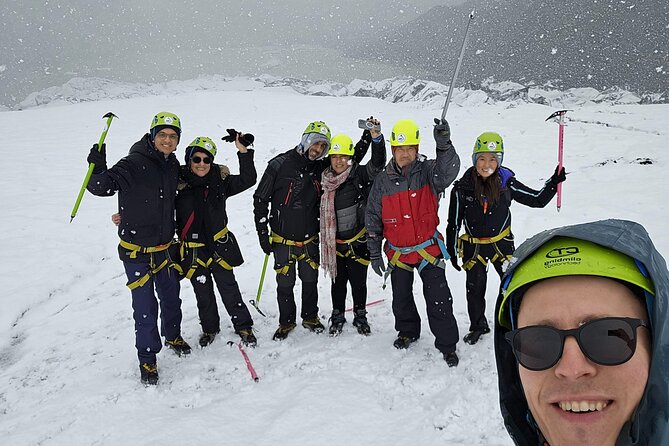 Glacier Hike Experience on Sólheimajökull - Meet on location - Who will enjoy this experience most?
