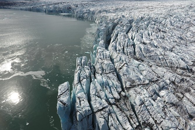 Glacier Hike: Summer Treasure - Glacier Discovery - What the guide adds to the day