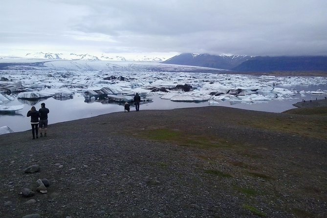 Glacier Lagoon Private Tour with Private Zodiac boat ride on the Iceberg Lagoon - Diamond Beach: ice on volcanic sand