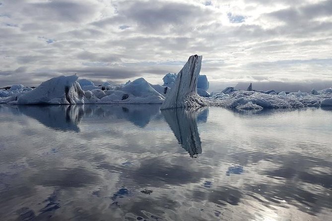 Glacier Lagoon & South Coast. Private Day Tour - Why the private format changes the day