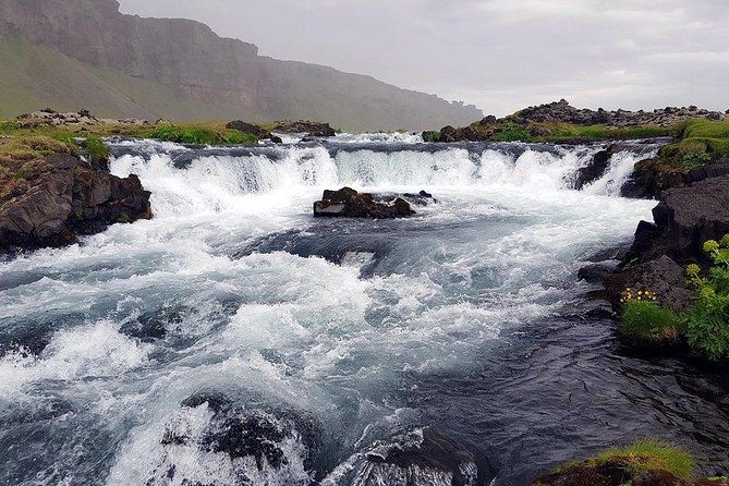 Glacier Lagoon & South Coast. Private Day Tour - Jokulsarlon is worth the long haul