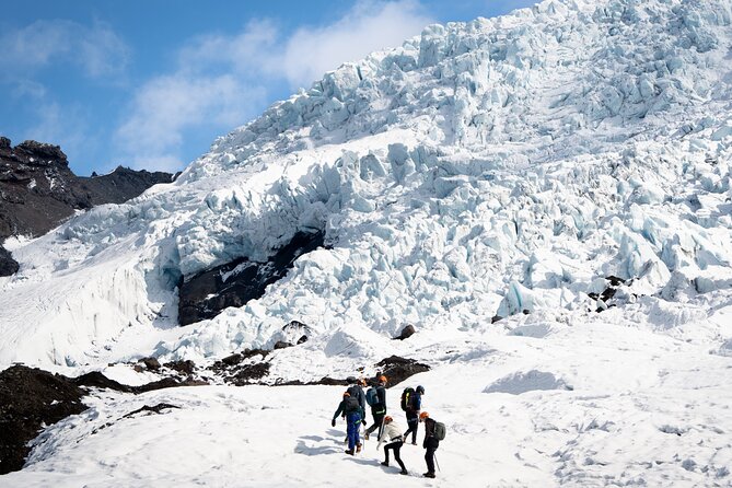 Glacier Xtreme: Vatnajökull Ice Climbing + Hike from Skaftafell - Crevasses, ice walls, and the right level of challenge