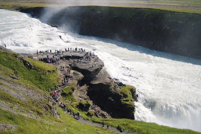 Golden Circle 7 Hours Bus Tour from Reykjavik - Hveragerdi and the scenery between the stops