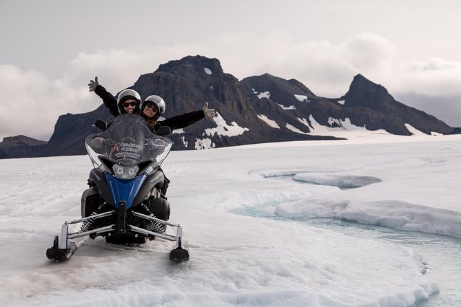 Golden Circle and Glacier Snowmobile Experience from Reykjavik - Why this tour works as an Iceland sampler