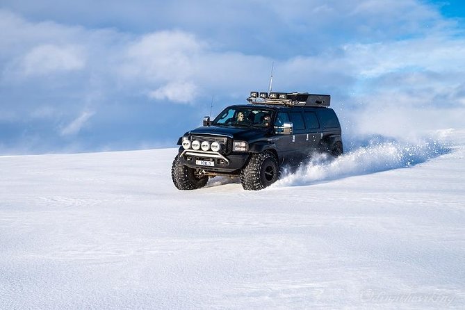 Golden Circle and Glacier Super Jeep Adventure - The guides are a major part of the value