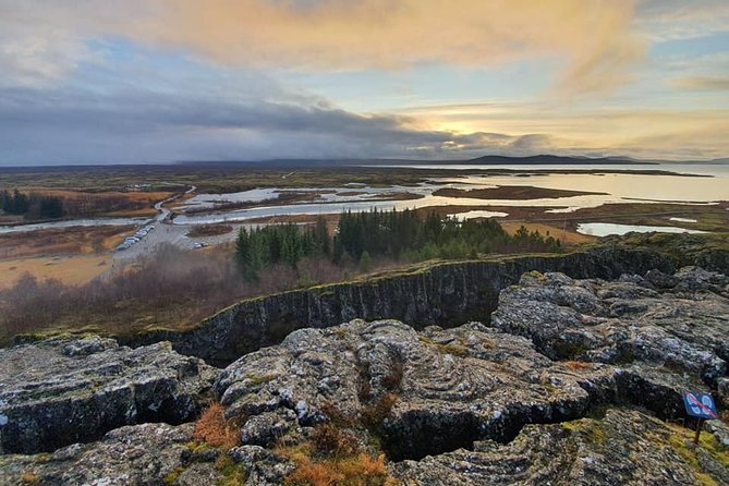 Golden Circle and Kerid Volcanic Crater Small-Group Day Tour - Geysir and Strokkur: the most reliable burst of action