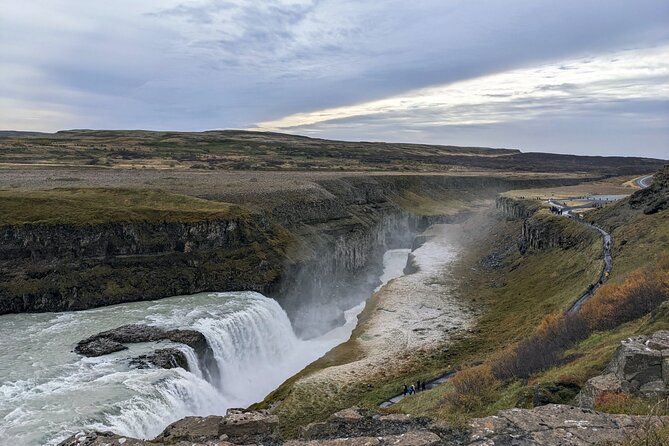 Golden Circle Iceland: Full-Day Guided Tour from Reykjavik - Geysir: 90 minutes among steam and hot springs