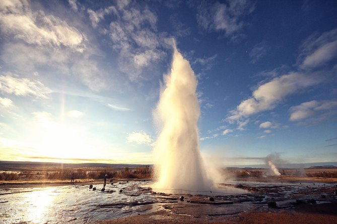 Golden Circle & Kerið Day Tour by Minibus from Reykjavik - Kerið crater: a compact volcanic finale