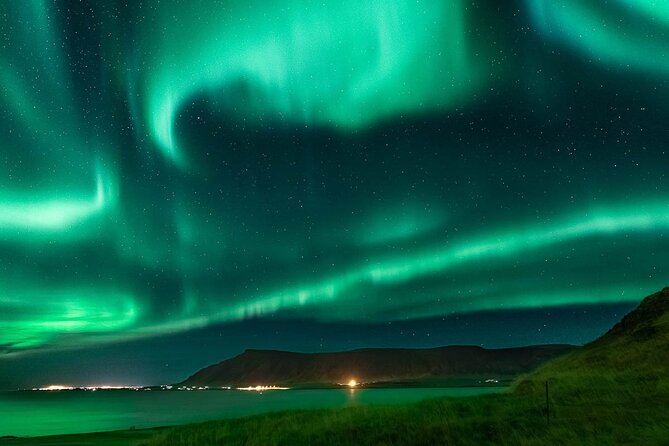 Golden Circle & Northern Lights Tour from Reykjavik - The Reykjanes Peninsula aurora search
