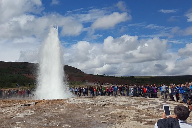 Golden Circle. Private Day Tour from Reykjavik - What the guide adds to the experience