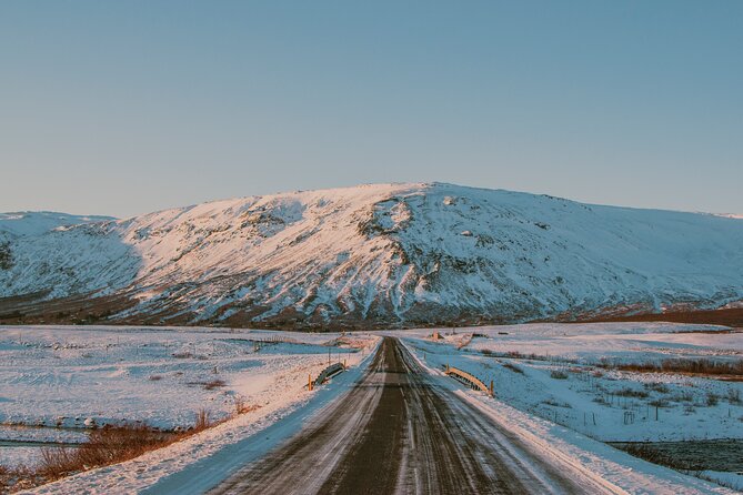 Golden Circle, Secret Lagoon & Friðheimar (Small Group) - Geysir and Strokkur: Iceland’s dependable burst of steam