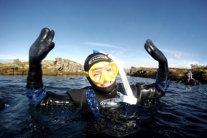 Golden Circle & Snorkeling in Silfra From Reykjavík with Free Photos - Gullfoss Waterfall: Iceland’s powerful classic