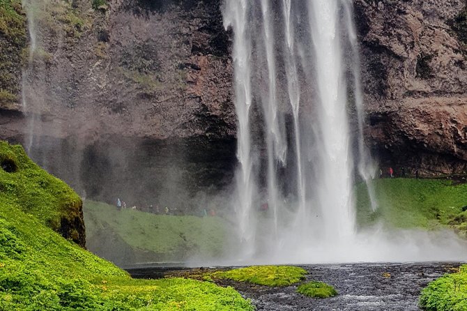 Golden Circle & South Coast Tour - Reynisfjara, black sand and powerful surf