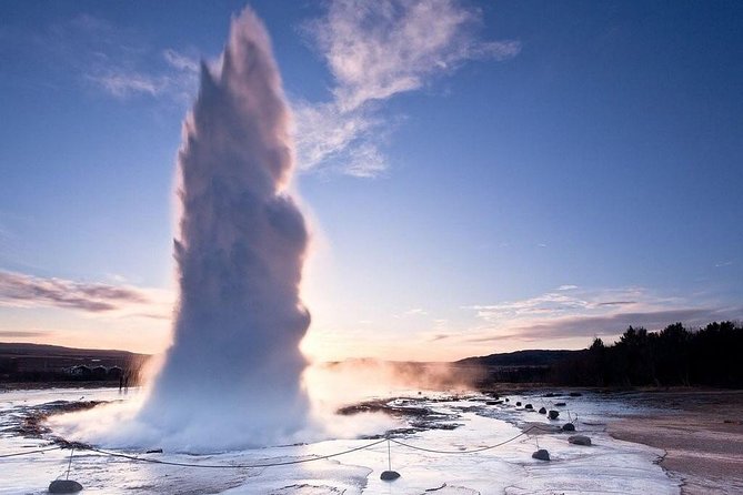 Golden Circle Tour - Private - Geysir and Strokkur: wait for the ground to erupt