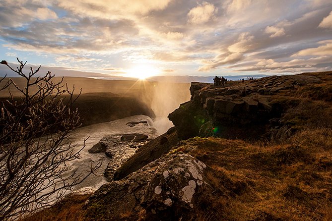 Golden Circle, Volcano Crater and Blue Lagoon Small-Group Tour - Gullfoss: a waterfall with real force