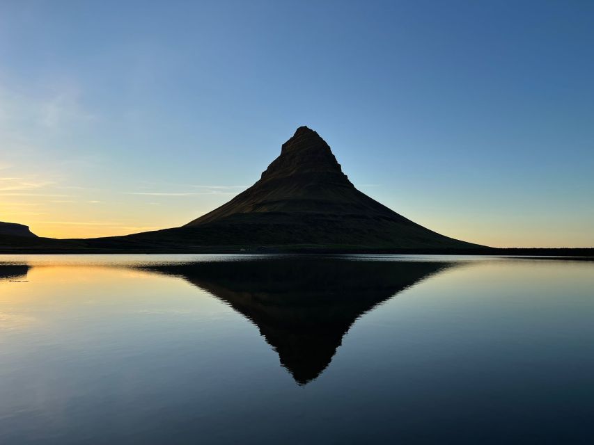 Grundarfjörður: Midnight Sun Kayaking Adventure - Meeting the guides and getting ready at Saebol 350