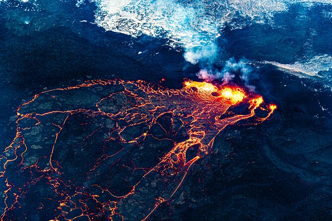 Helicopter Tour Over Iceland’s Reykjanes Volcano Eruption Site - Seeing Fagradalsfjall, Meradalir, and Sýlingarfell from above