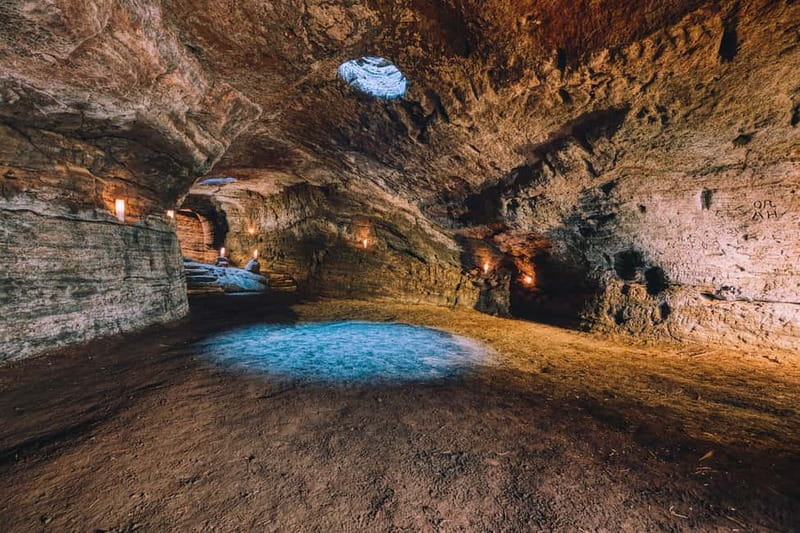 Hella: Guided Tour of Ancient Man-Made Caves - What the tour does not promise