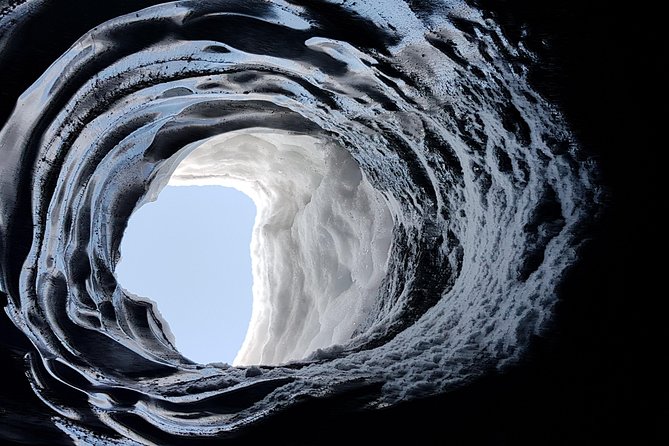 Ice Cave at Katla Volcano - Safety, weather, and changing conditions