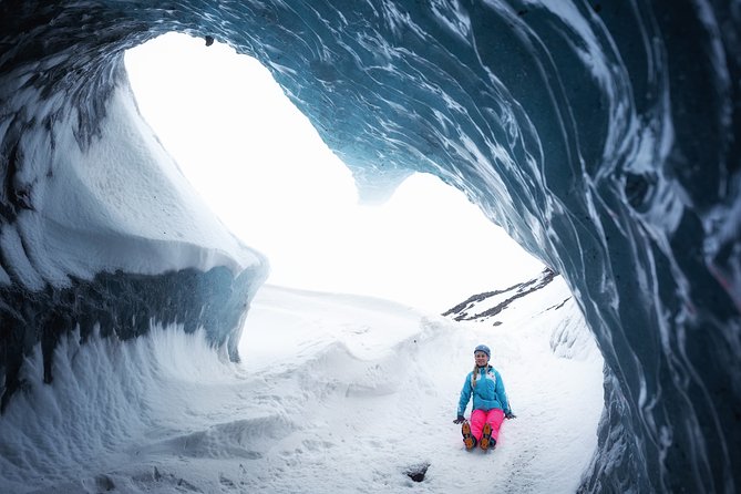 Ice Cave Captured - Professional Photos Included - How the personal photography works
